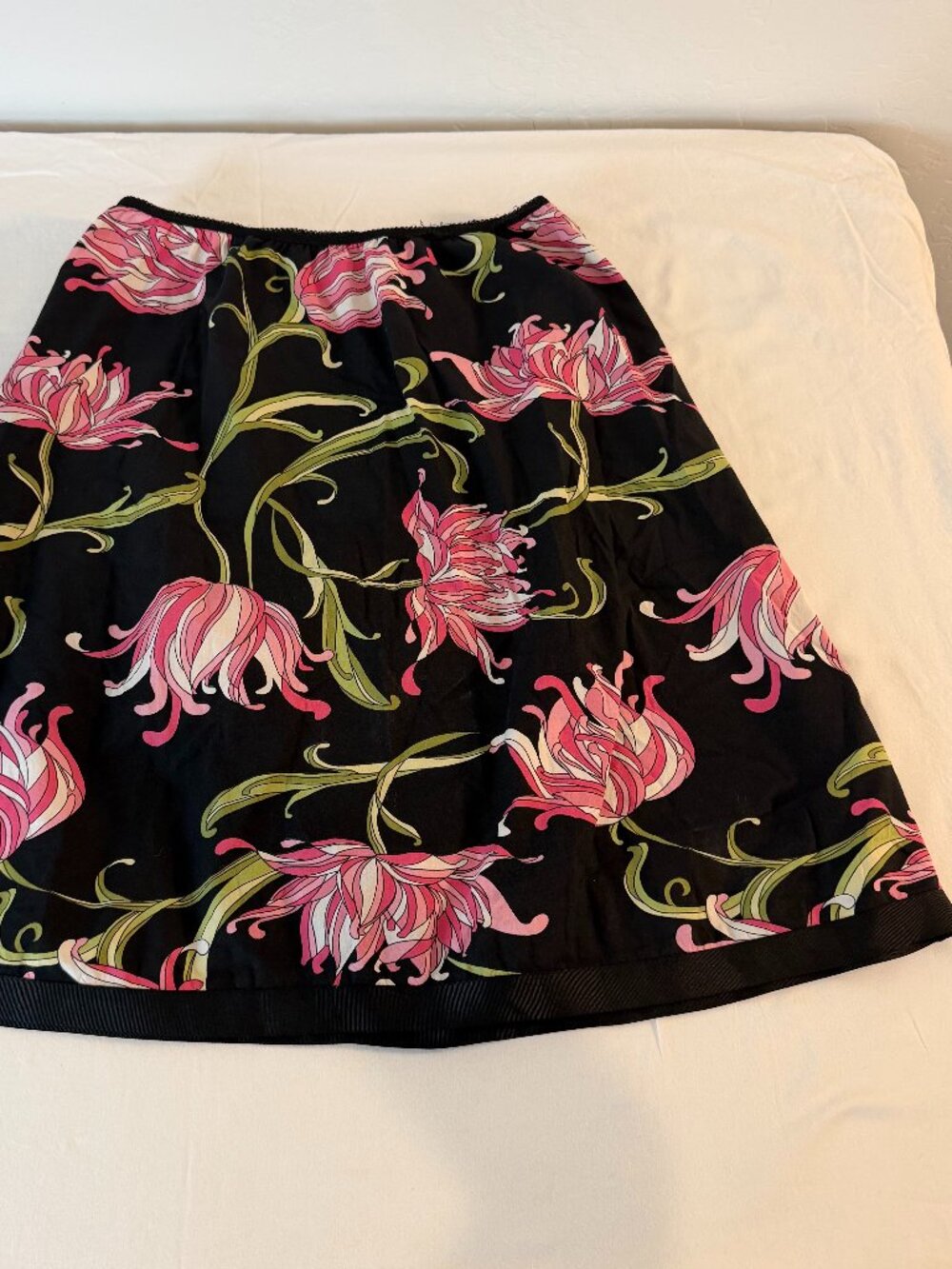 Speechless Women's Floral Knee Length Pull On Skirt Black Pink Stretch Size M